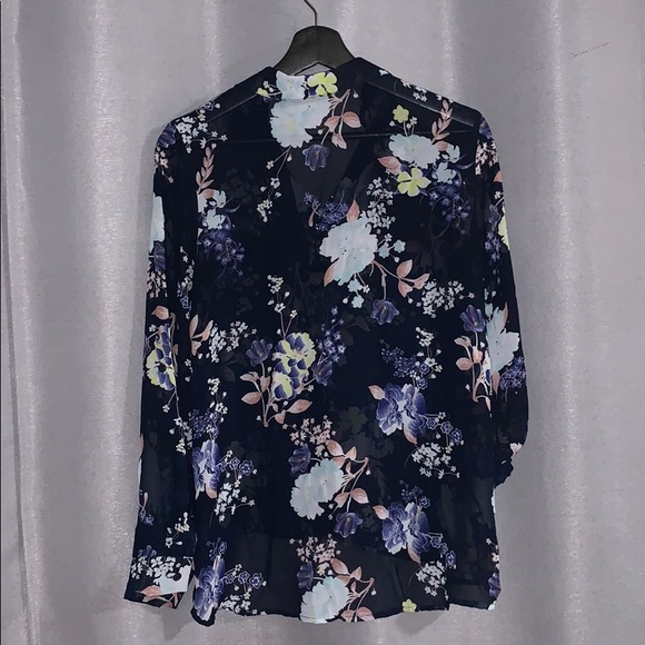 ♥️🗯 SHEER FLORAL ADJUSTABLE SLEEVES SHIRT - Picture 4 of 7